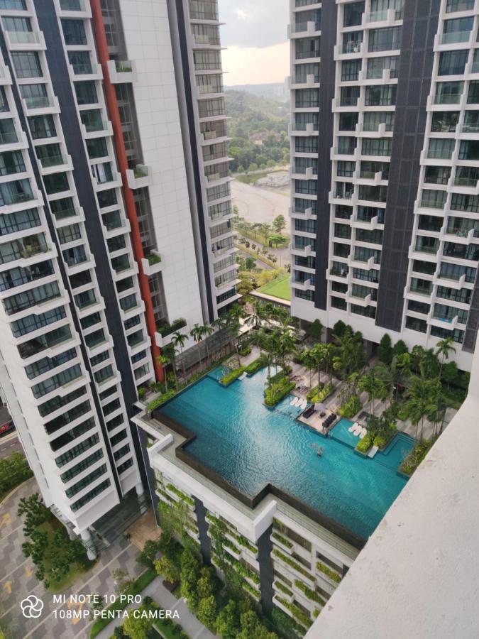 Kumkum Homestay Studio Nusajaya  Bagian luar foto